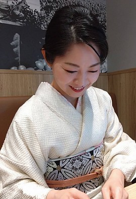 あやこ
